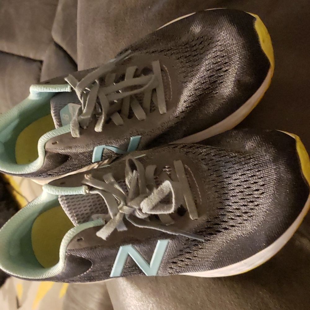 Ladies sz 9.5 New Balance